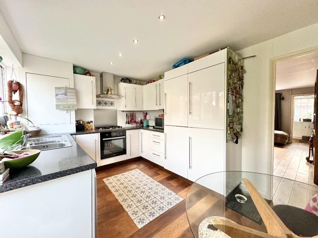 Newgate Road, Sale, Greater Manchester, M33 photo 3