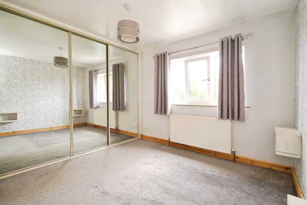 House in Barnsley, South Yorkshire - More