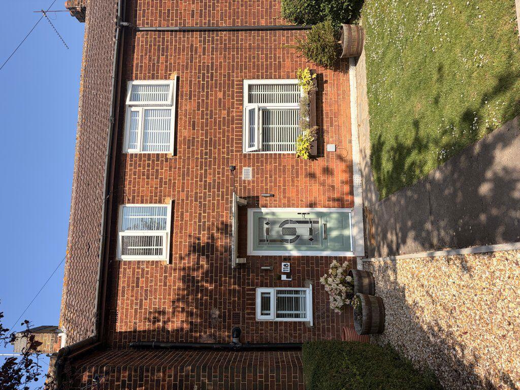 Main image of property: Rockingham Road