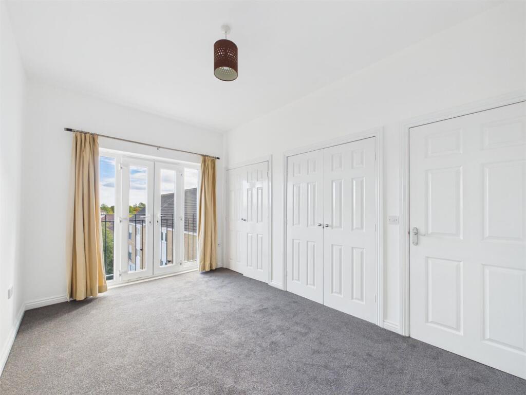 Apartment in North Tyneside, North East - More