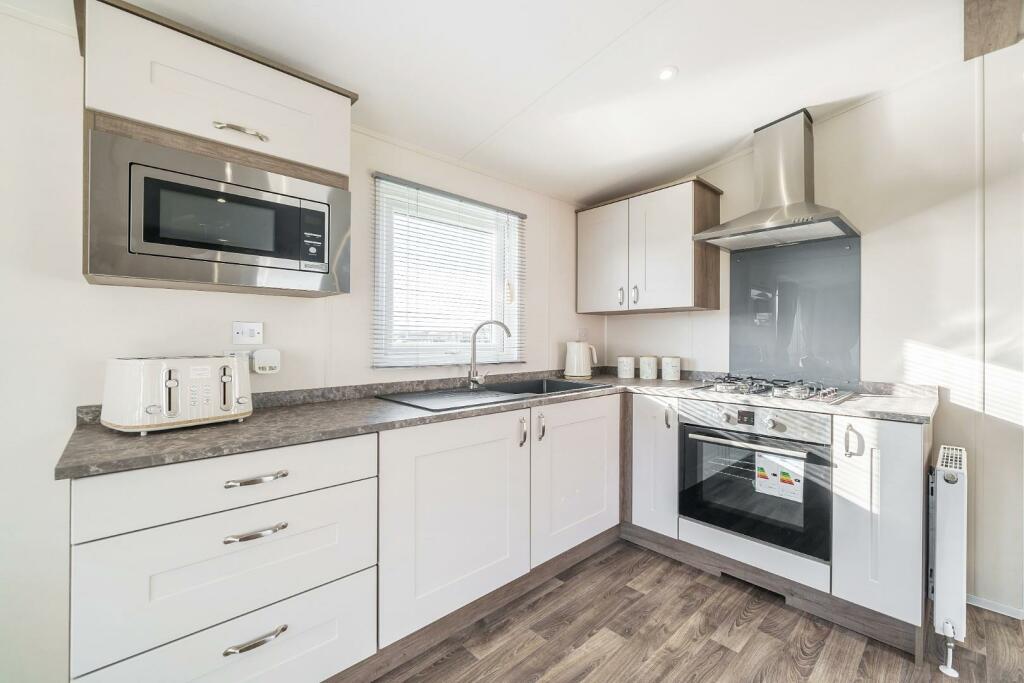 Eagle Road, Spalford, Newark, NG23 7HA photo 4