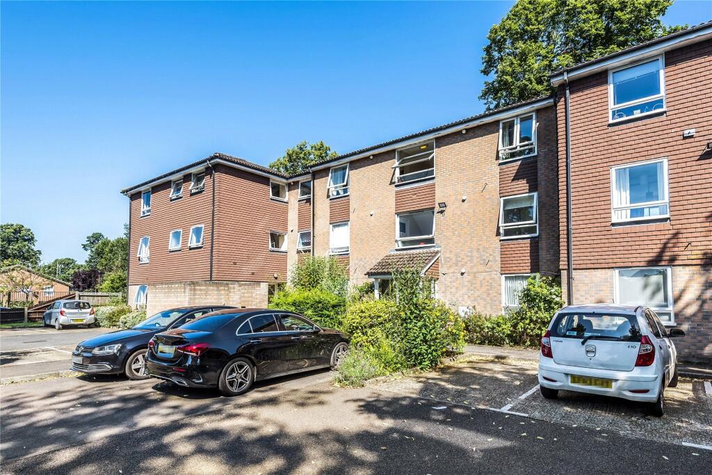 Main image of property: Wellingtonia House, 135 Church Road, Addlestone, Surrey, KT15