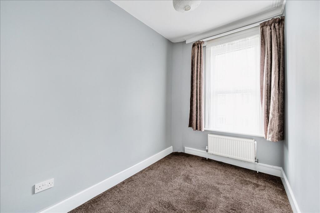 Apartment in London, Shepherd's Bush - View 5