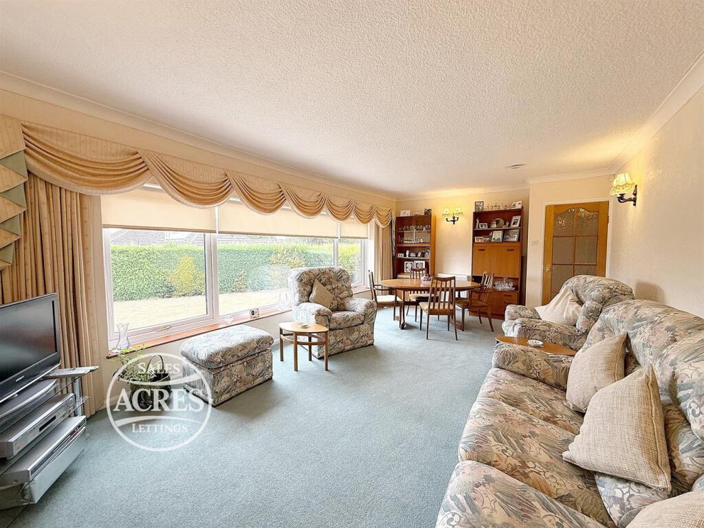 Bickley Avenue, Sutton Coldfield photo 2
