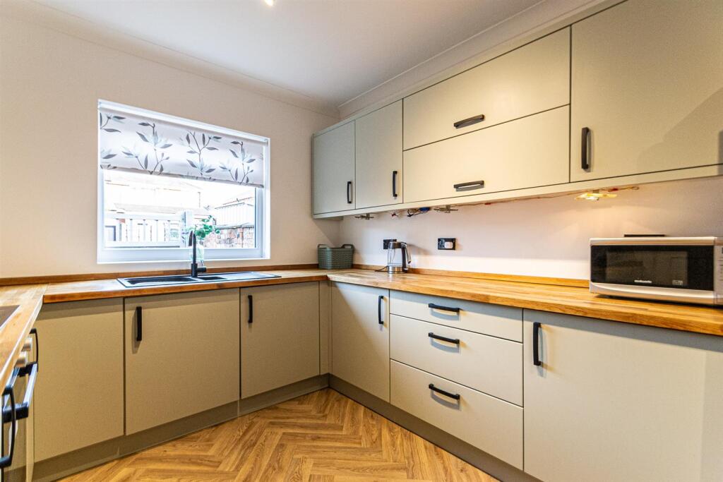 House in Warrington - View 5