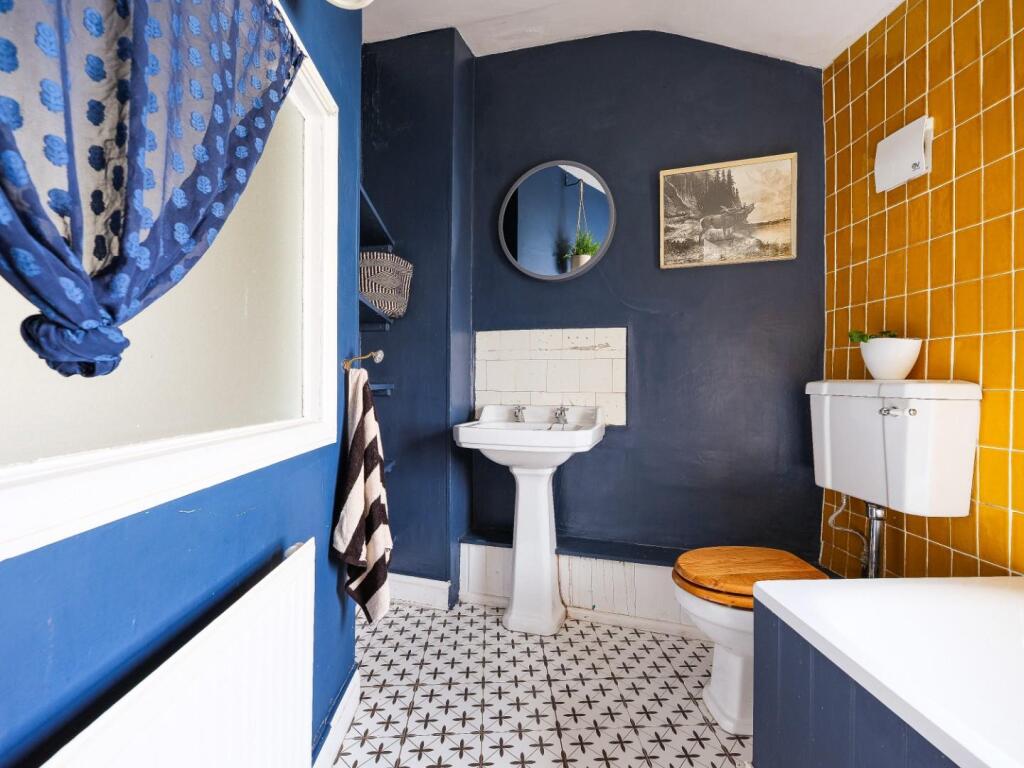 Apartment in Bristol, Fishponds - View 4