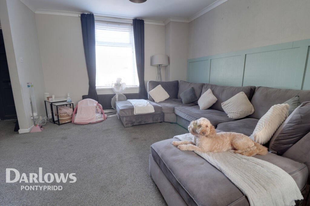 House in Pontypridd, Rhondda Cynon Taf - View 3