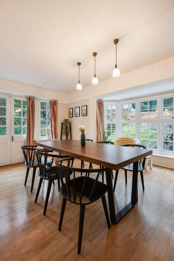 The Crossways, Guildford, GU2 photo 4