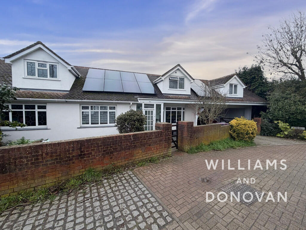 Main image of property: Broad Walk, Hockley