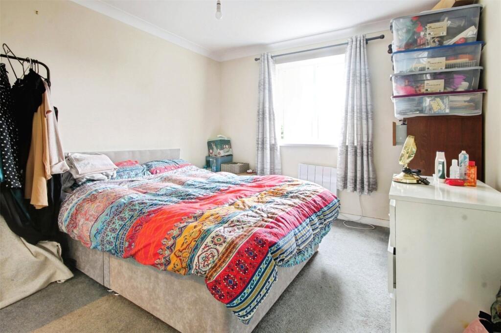 1 Hopgarth Court photo 4