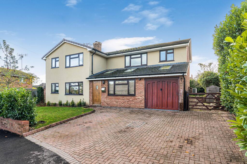 Main image of property: Elm Brook Close, Chearsley, Aylesbury, Buckinghamshire, HP18