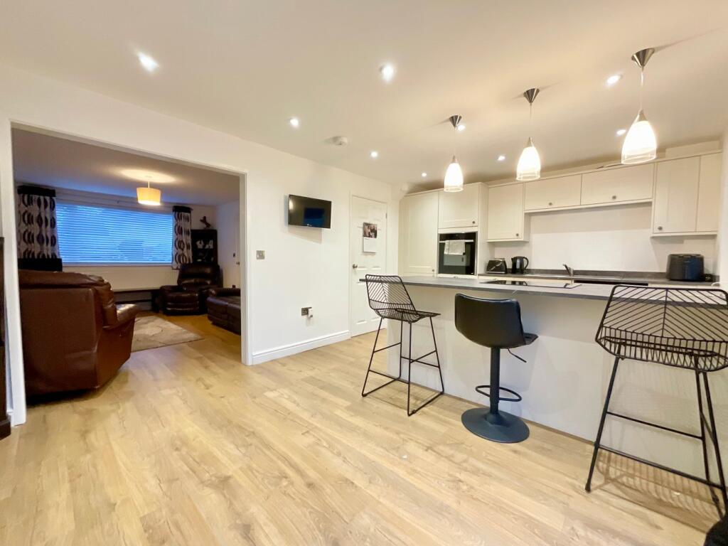 House in Caldicot, Magor with Undy - View 4