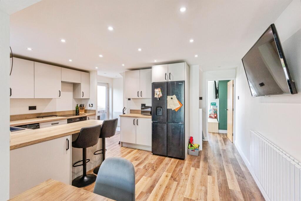 Langham Road, Raunds, Wellingborough photo 4