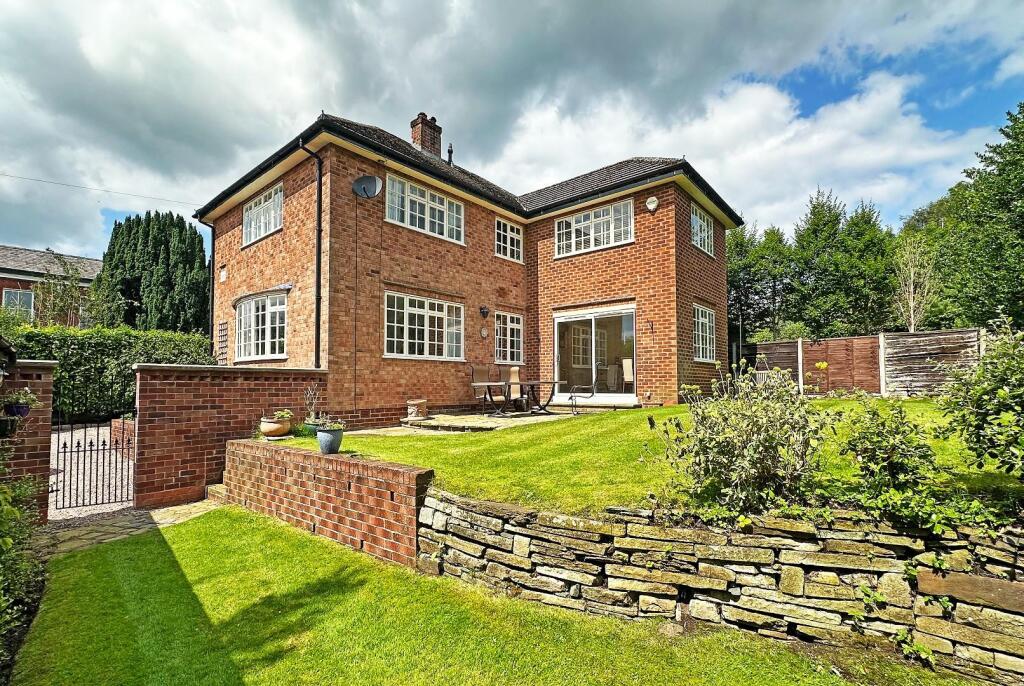 Apsley Grove, Bowdon photo 3