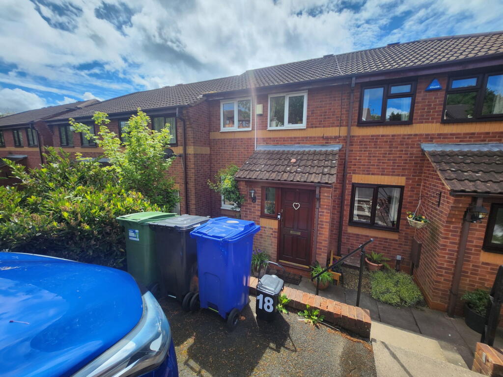 Main image of property: Southern Close, Kingswinford, DY6 8HS
