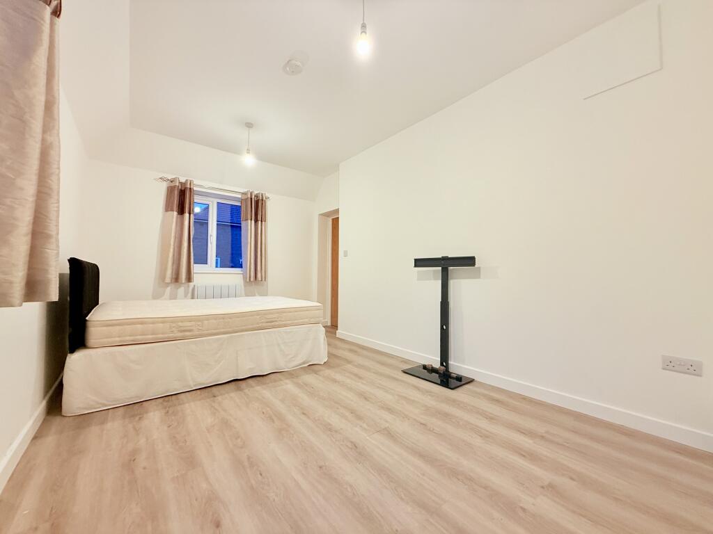 Main image of property: Broadmead, London SE6