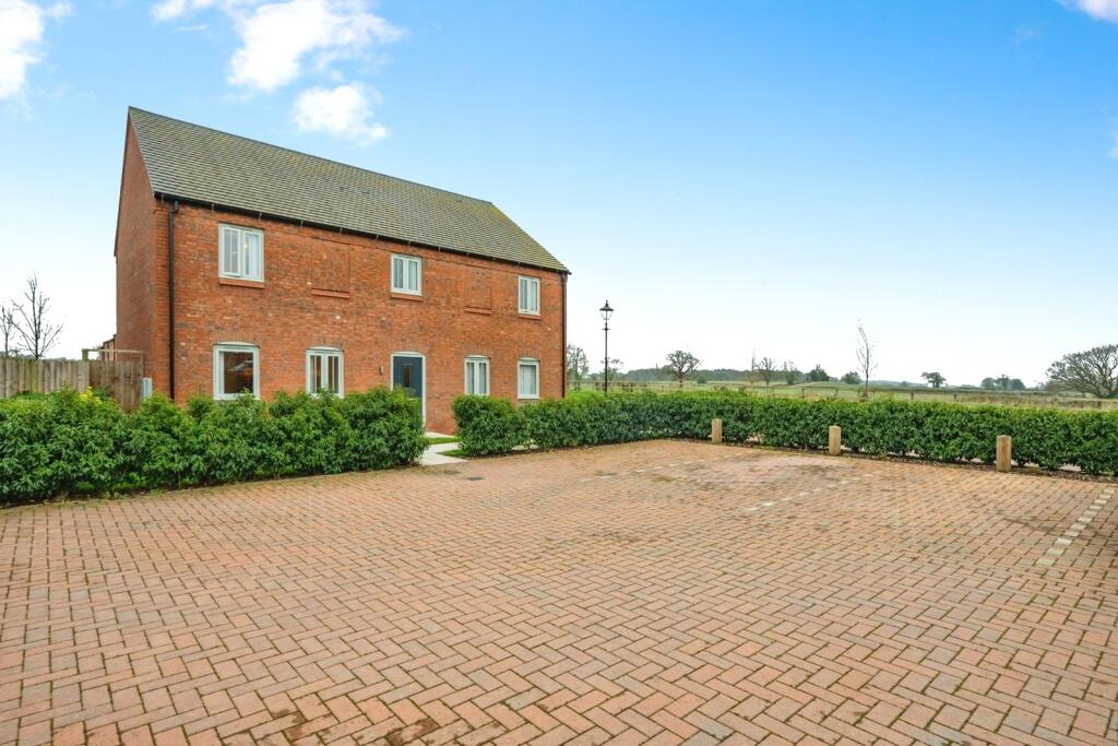 Additional image 8 of Wilson Close, Newton Regis, Tamworth, Warwickshire, B79