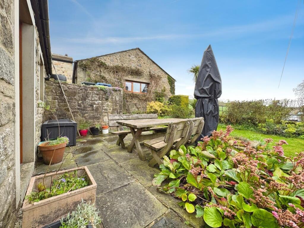 Cruik Barn, Eastby. Skipton. - View 4