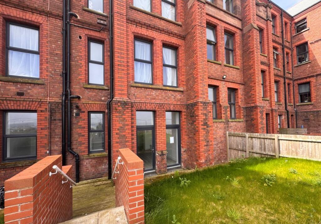 Main image of property: Townhouse B 7, 3 Gibson House Drive, Wirral, CH44 8AX