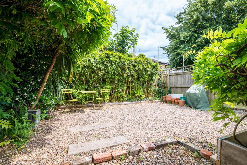Kings Grove, Peckham, SE15 - View 3