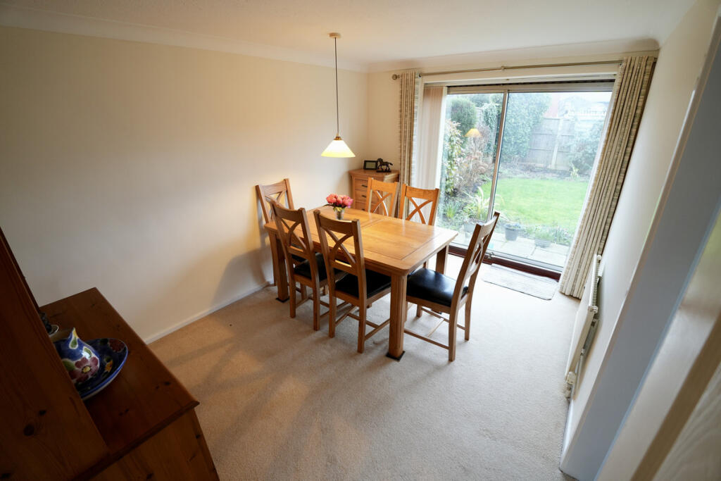 Berrill Close, Droitwich, WR9 photo 4