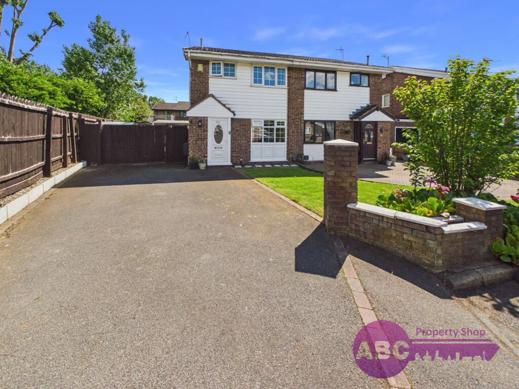Main image of property: Lime Grove, Elton, Chester, CH2 4PX