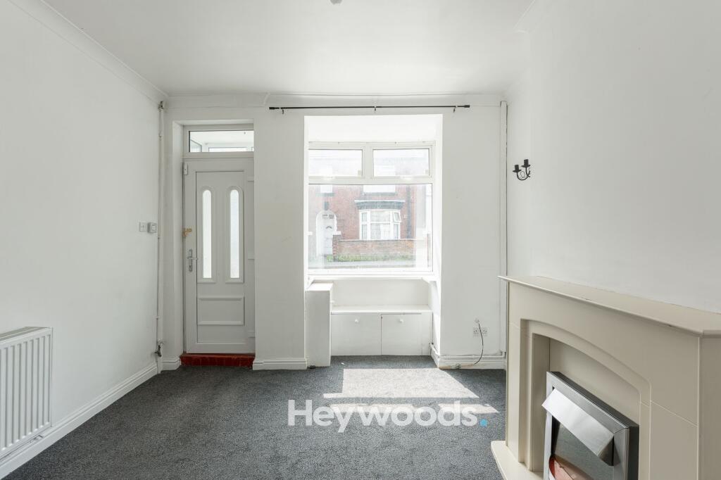 House in Stoke-on-Trent, Sneyd Green - View 5