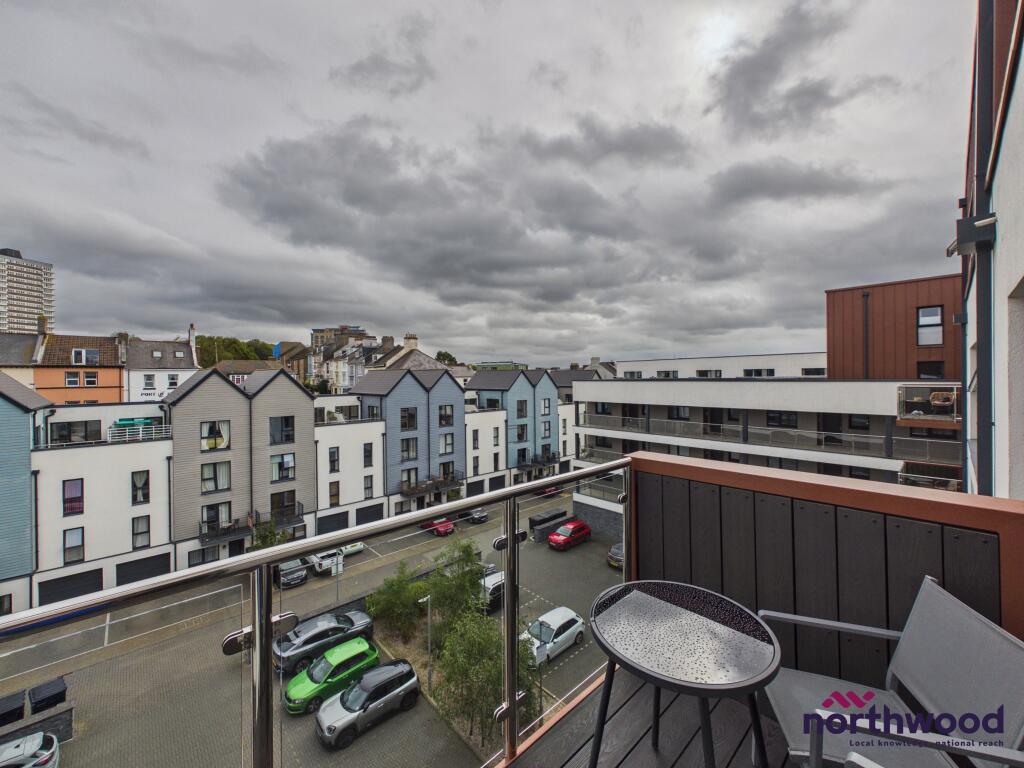 Apartment in Plymouth - View 2