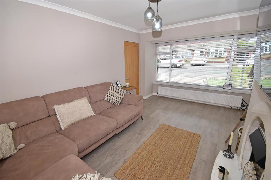 Newstead Avenue, Ashton-Under-Lyne photo 4