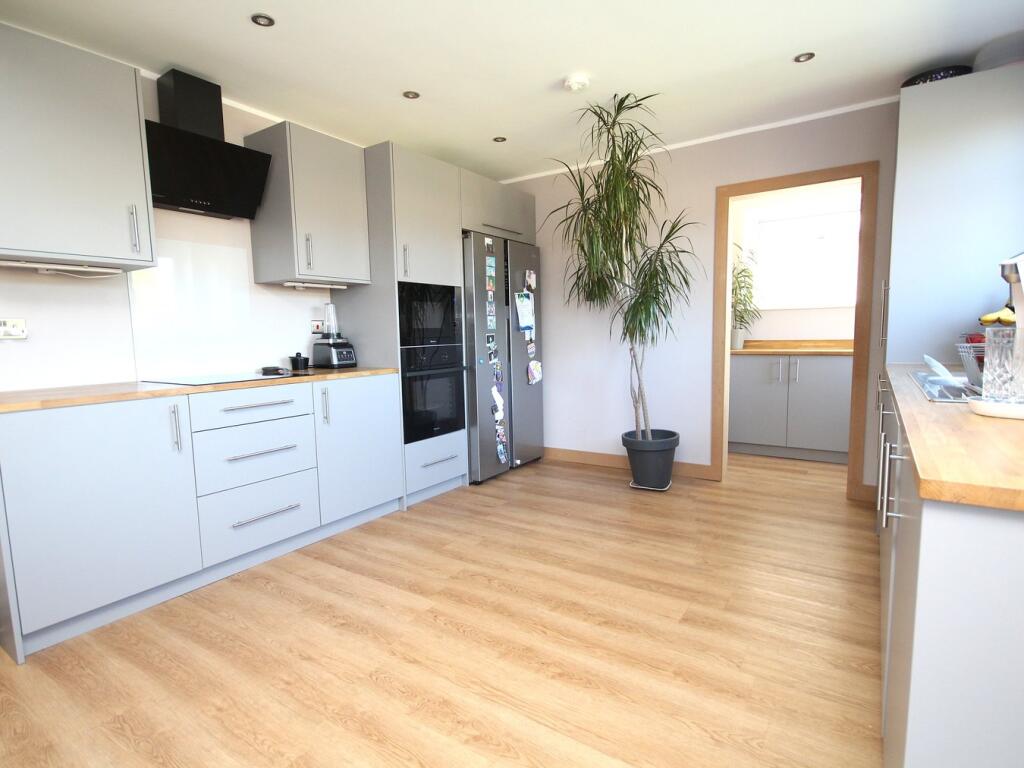Wimborne Road, Poole, BH15 photo 5