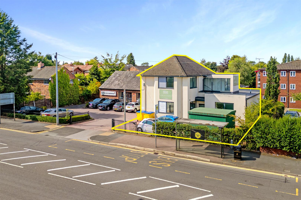 Main image of property: 144A DIALSTONE LANE, Stockport
