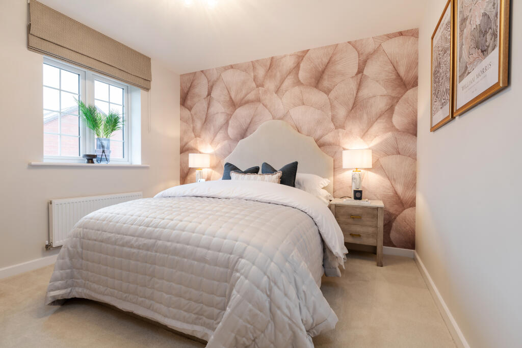 House in Desborough, North Northamptonshire - More