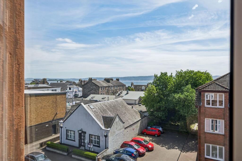 Apartment in Helensburgh, Argyll and Bute - View 4
