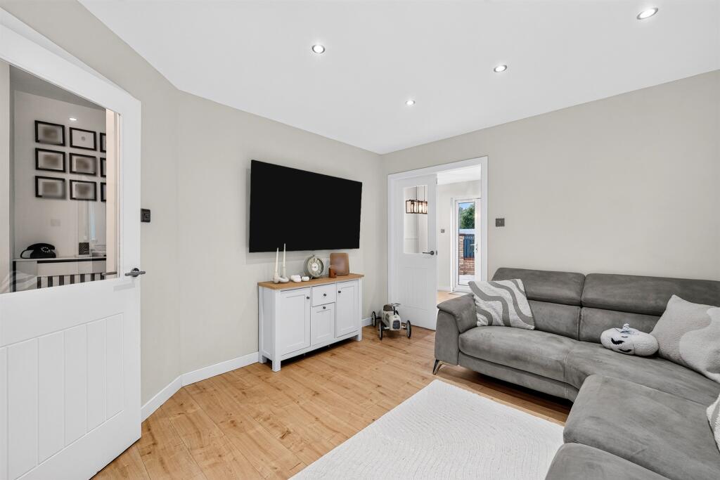 House in Kilmarnock - View 3