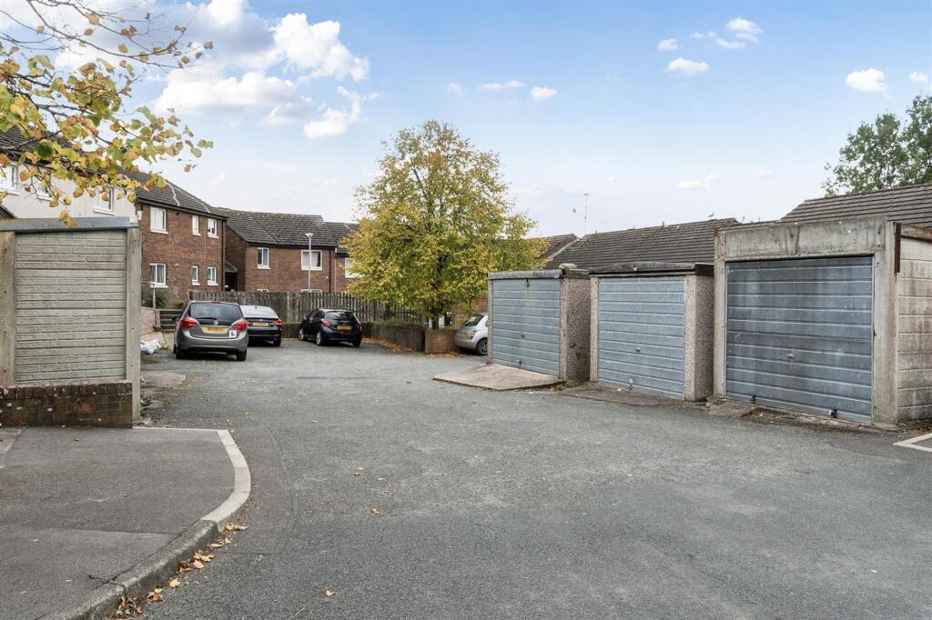 Hunday Court, Workington, CA14 photo 2