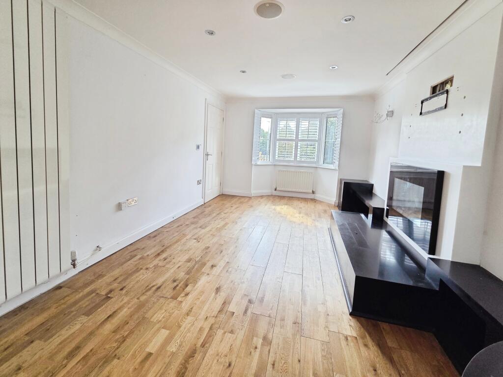 House in Braintree, Witham - View 4