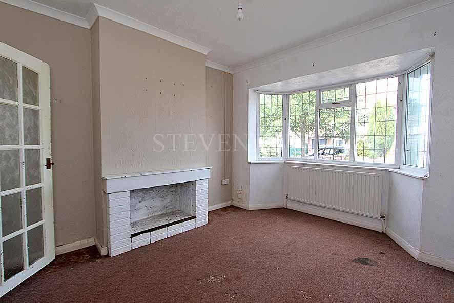 House in Wolverhampton, West Midlands - View 5