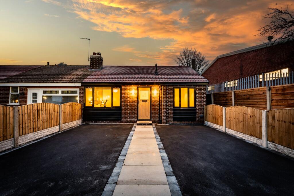 Main image of property: Cotswold Avenue, Chadderton, OL9