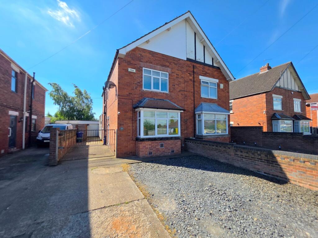 House in Doncaster, Dunsville, Hatfield - View 4