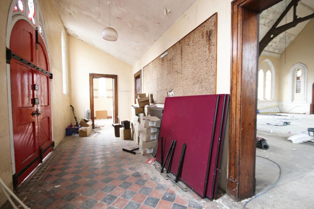 House in Weaverham - More