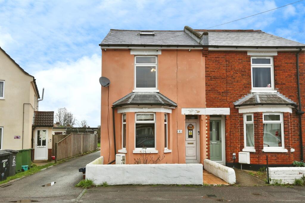 Main image of property: St. Johns Road, Eastleigh