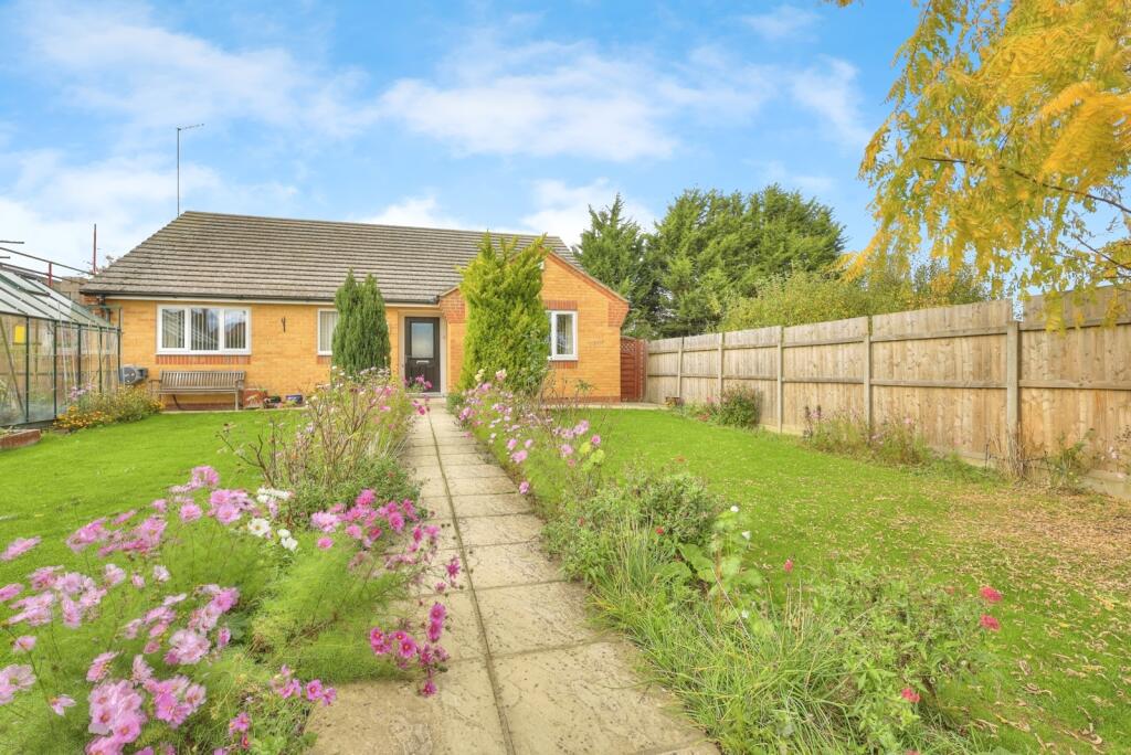Main image of property: Billing Road East, Northampton, Northamptonshire, NN3