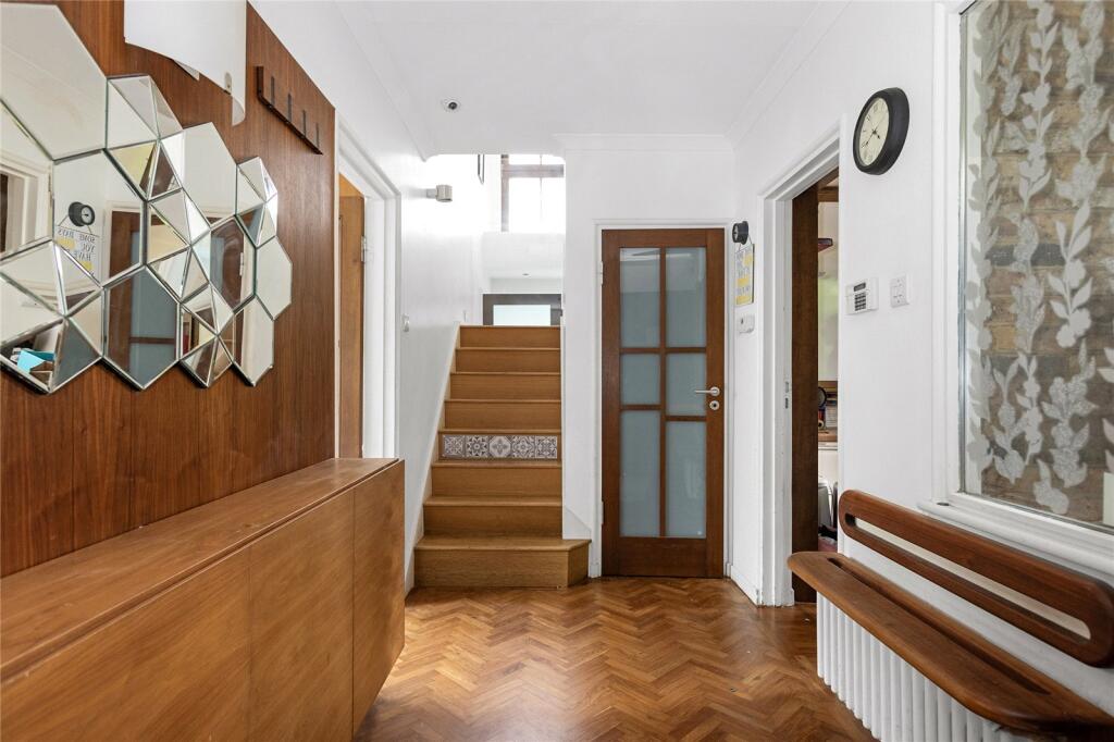 House in London, Addiscombe - View 6