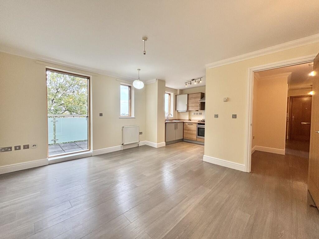 Main image of property: Vantage Point, 174 Sanderstead Road