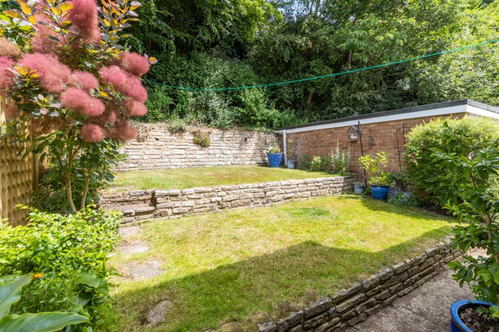 Olives Meadow, Uckfield, East Sussex, TN22 photo 3
