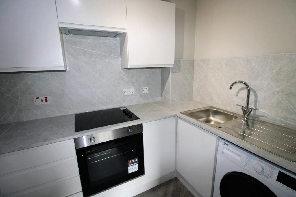 Apartment in Glasgow - View 3