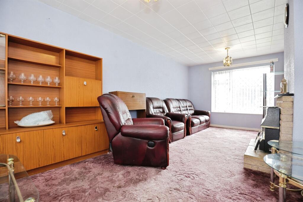 House in Northampton, West Northamptonshire - View 3