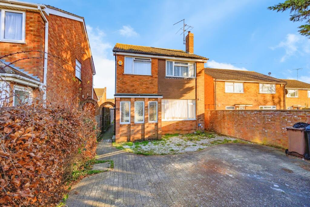 Main image of property: Sundon Park Road, Luton, Bedfordshire, LU3