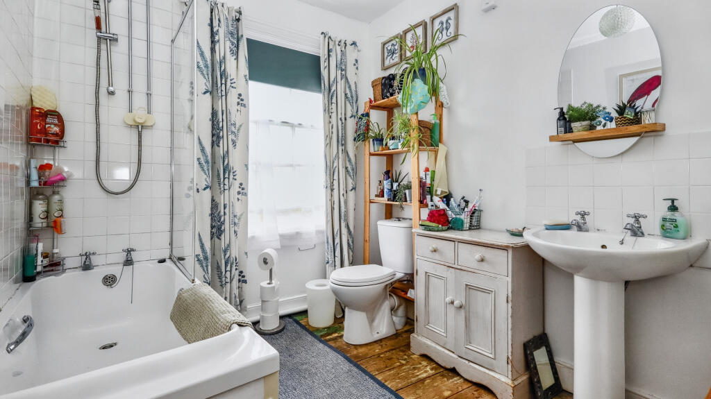 Additional image 14 of Benedict Street, Glastonbury, Somerset