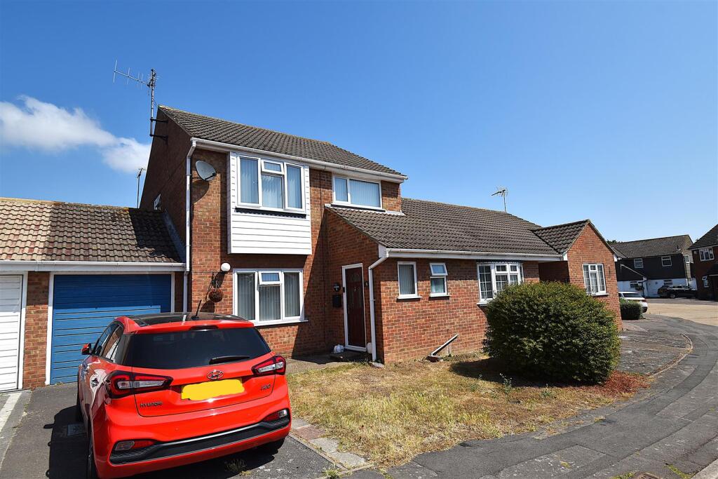 Main image of property: Highcliff Crescent, Rochford